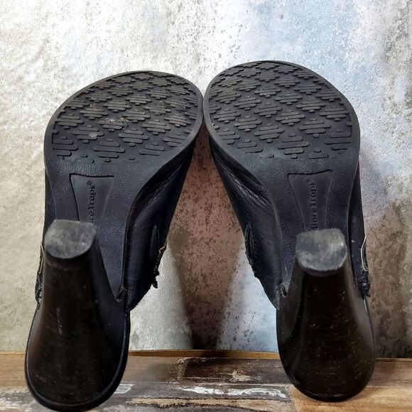 BareTraps Expert Close Toed Heel Mules Size 6 - Picture 12 of 14